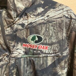 Mossy oak jacket size large